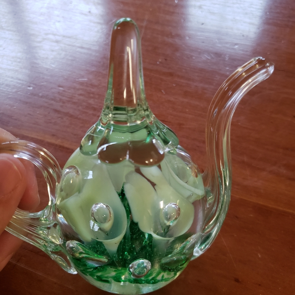 Glass ring holder